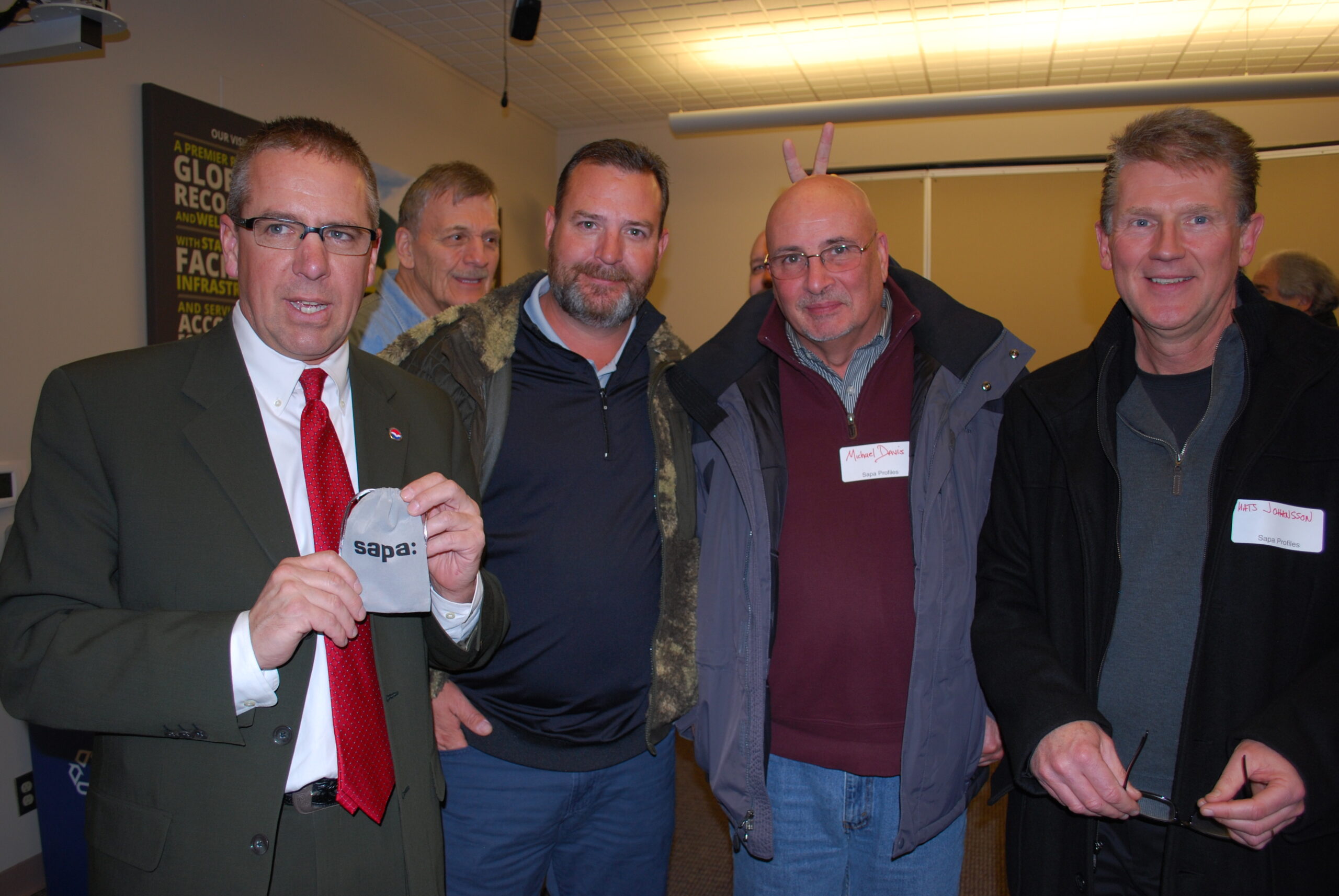 tenant-holiday-12052013_1144